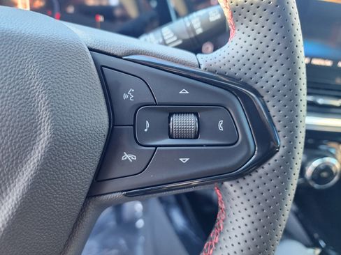 New 2026 Chevrolet Trax RS w/ Sunroof Package image 29