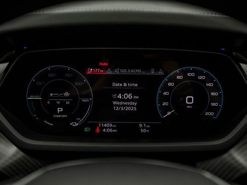 Used 2023 Audi RS e-tron GT w/ Carbon Performance Package image 21