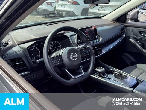 Used 2023 Nissan Rogue SV FWD image 15