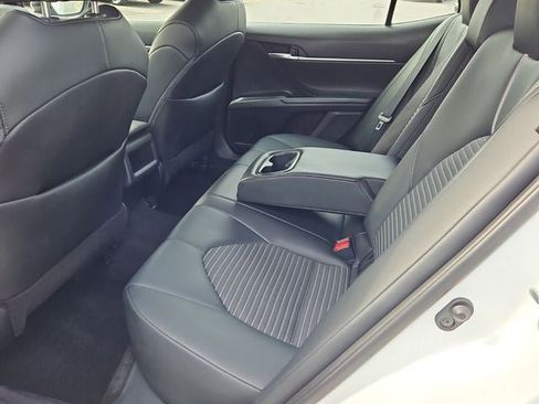 Used 2024 Toyota Camry SE image 16