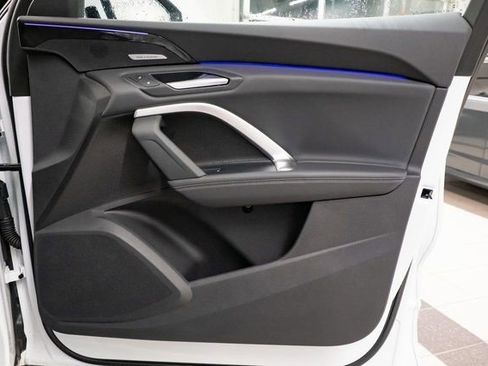 Used 2025 Audi Q5 Premium Plus image 28