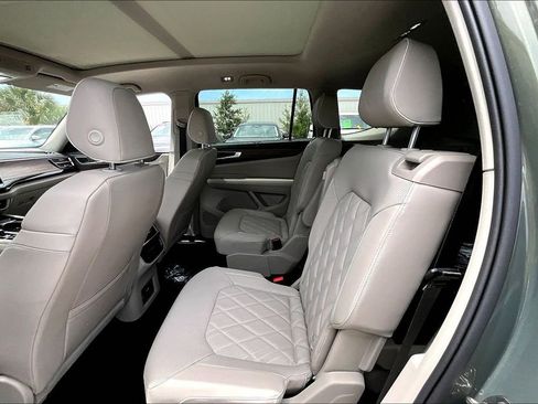 New 2026 Volkswagen Atlas SEL Premium R-Line AWD/4WD image 17