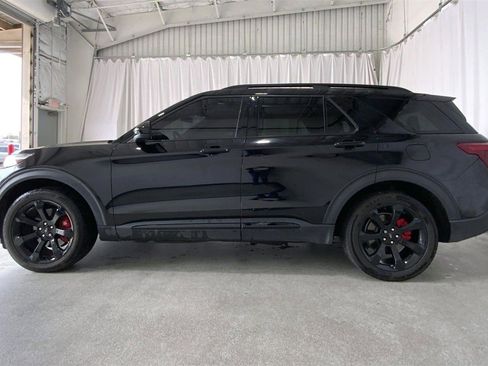 Used 2023 Ford Explorer ST w/ ST Street Pack image 26