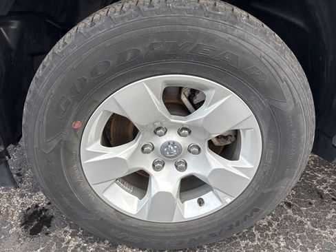 Used 2025 RAM 1500 Big Horn image 30