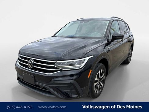 Used 2023 Volkswagen Tiguan S image 1