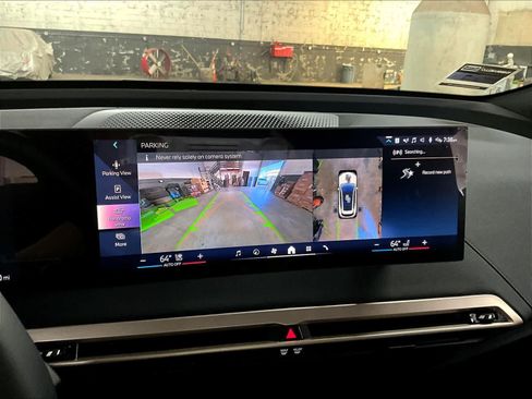 Used 2026 BMW iX xDrive45 image 22