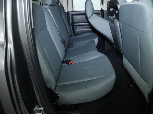 Used 2017 RAM 1500 Express w/ Express Value Package image 31