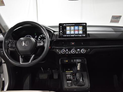 Certified 2024 Honda CR-V EX-L image 32