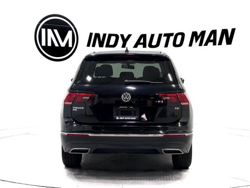 Used 2018 Volkswagen Tiguan SEL image 5