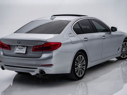 Used 2019 BMW 530e xDrive w/ Convenience Package image 11