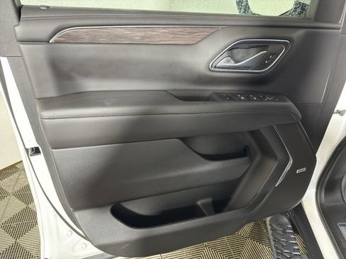 Used 2024 Chevrolet Tahoe Z71 w/ Z71 Off-Road Package image 14