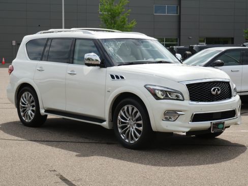 Used 2017 INFINITI QX80 4WD w/ Deluxe Technology Package image 13