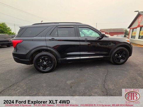 Used 2024 Ford Explorer XLT AWD/4WD image 8