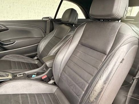 Used 2017 Buick Cascada Premium image 2