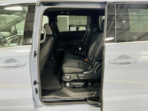 New 2026 Honda Odyssey Sport-L image 25