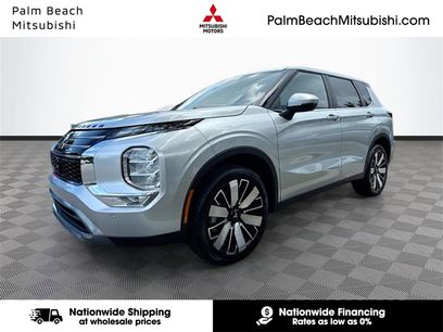 New 2025 Mitsubishi Outlander SE