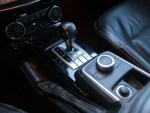 Used 2013 Mercedes-Benz G 550 image 16