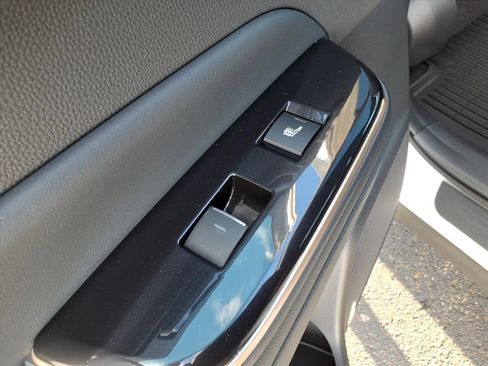 New 2026 Toyota Crown Platinum image 7