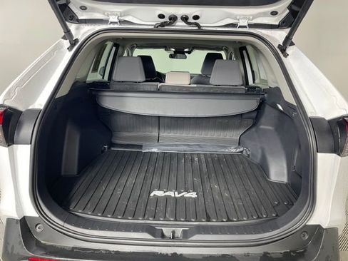 Used 2025 Toyota RAV4 XLE w/ Convenience Package image 14