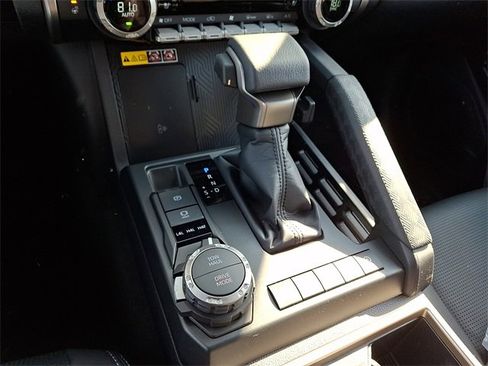 New 2026 Toyota 4Runner Limited image 7