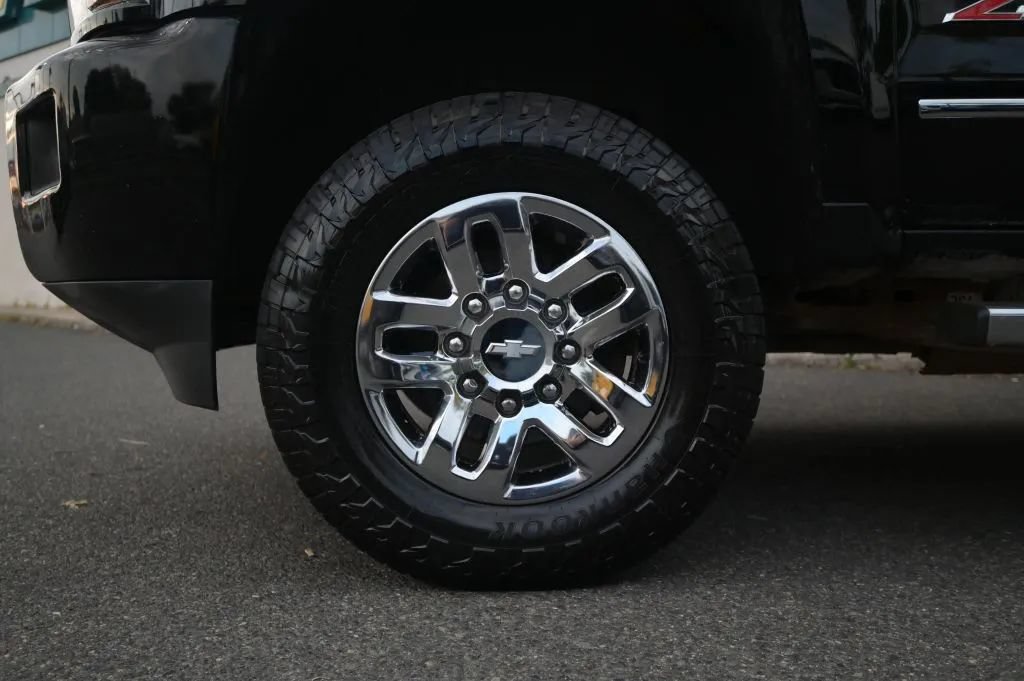 Used 2019 Chevrolet Silverado 3500 LTZ w/ Duramax Plus Package AWD/4WD image 10