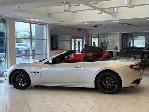 Used 2016 Maserati GranTurismo Sport image 7
