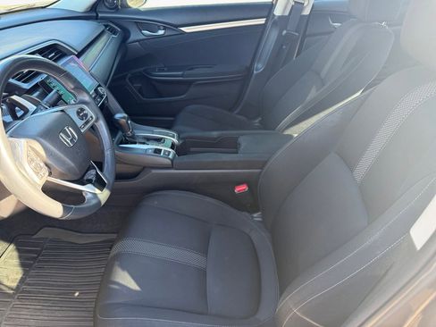 Used 2019 Honda Civic EX image 11