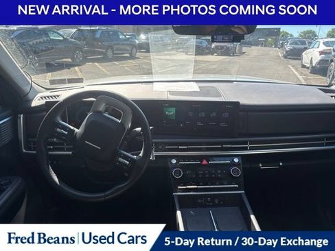 Used 2025 Hyundai Santa Fe SEL AWD/4WD image 11