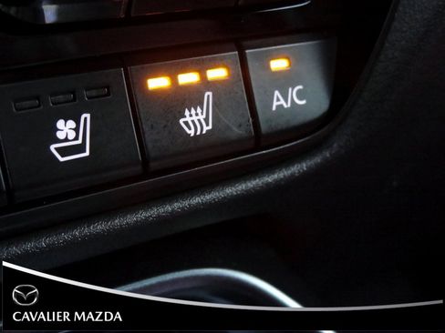 Certified 2025 MAZDA CX-70 Plug-In Hybrid w/ Premium Plus image 36