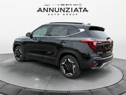 New 2025 Kia Seltos SX w/ SX Sunroof Package