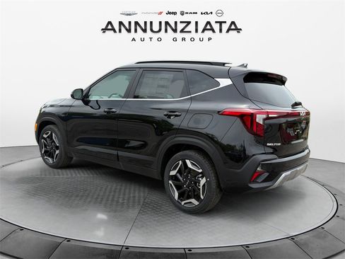 New 2025 Kia Seltos SX w/ SX Sunroof Package image 3