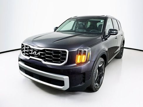 New 2025 Kia Telluride S image 1