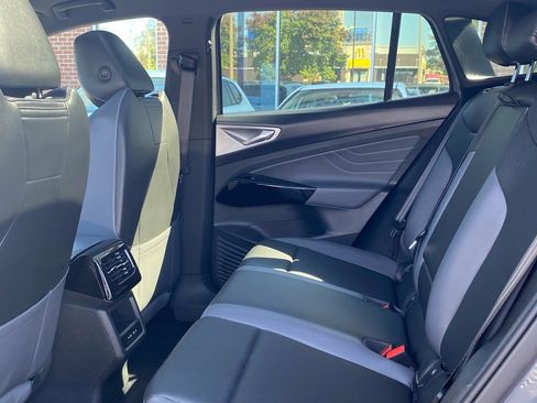 Used 2023 Volkswagen ID.4 Pro S image 20