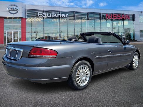 Used 2004 Chrysler Sebring LX FWD image 6
