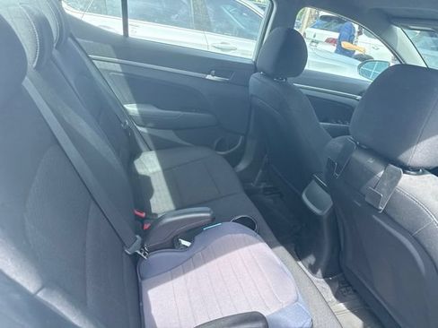 Used 2019 Hyundai Elantra SEL w/ Cargo Package FWD image 11
