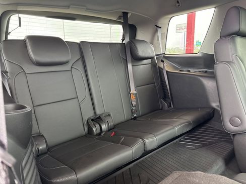 Used 2020 GMC Yukon SLT w/ Value Plus Edition image 32