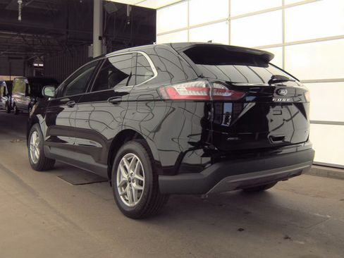 Used 2024 Ford Edge SEL w/ Convenience Package AWD/4WD image 7