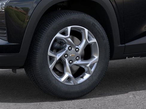 New 2026 Chevrolet Trax LS w/ LS Convenience Package FWD image 9