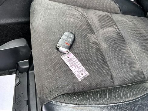 Used 2021 Jeep Grand Cherokee Trailhawk image 10