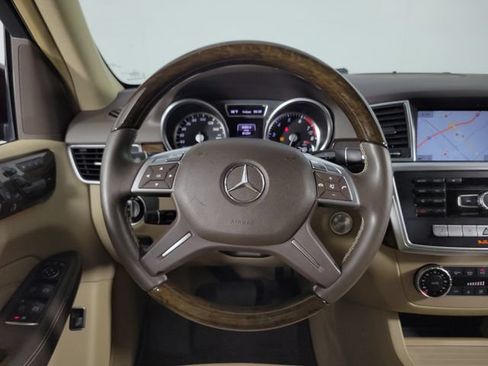 Used 2013 Mercedes-Benz ML 350 2WD image 21