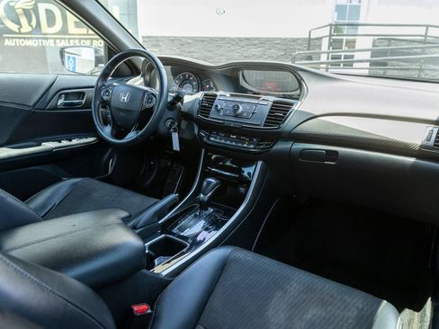 Used 2016 Honda Accord Sport image 21