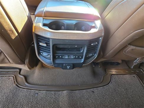 Used 2019 RAM 1500 Limited image 11