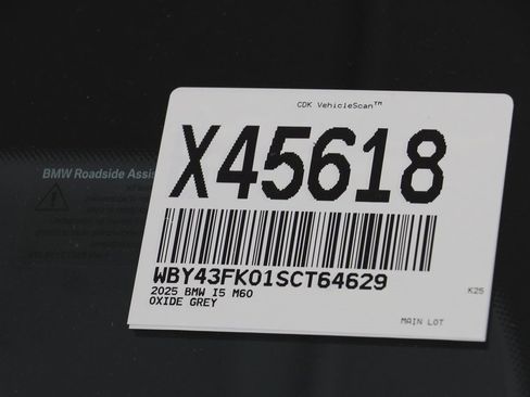 Certified 2025 BMW i5 M60 w/ Premium Package image 28