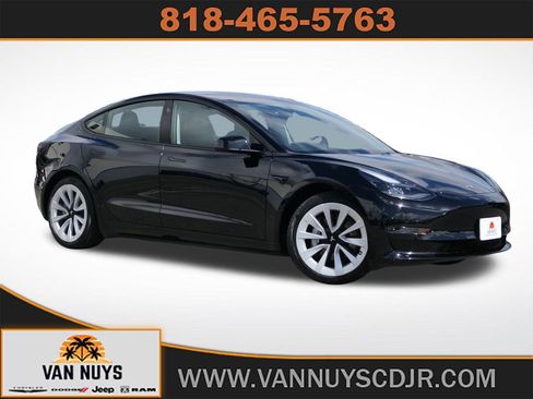 Used 2022 Tesla Model 3 Long Range image 1