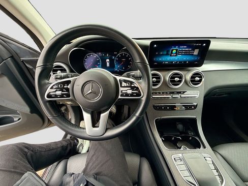 Used 2022 Mercedes-Benz GLC 300 image 13