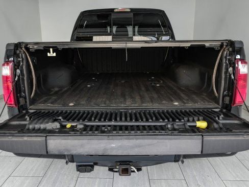 Used 2016 Ford F350 Platinum w/ Platinum Package AWD/4WD image 44