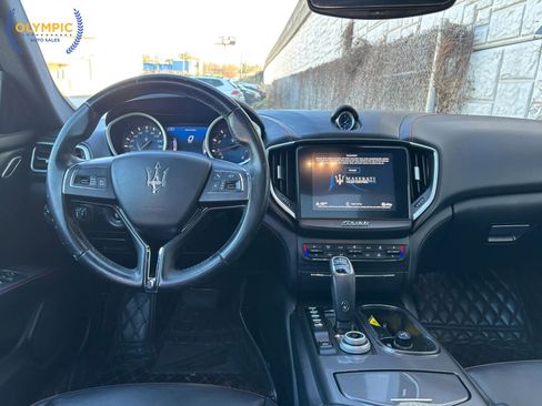 Used 2019 Maserati Ghibli Sedan 4D image 21