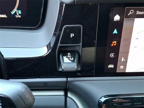 New 2025 Porsche Panamera 4 image 15