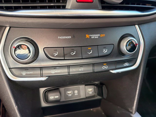 Used 2019 Hyundai Santa Fe SE AWD/4WD image 26