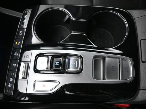 Used 2024 Hyundai Tucson Limited image 36